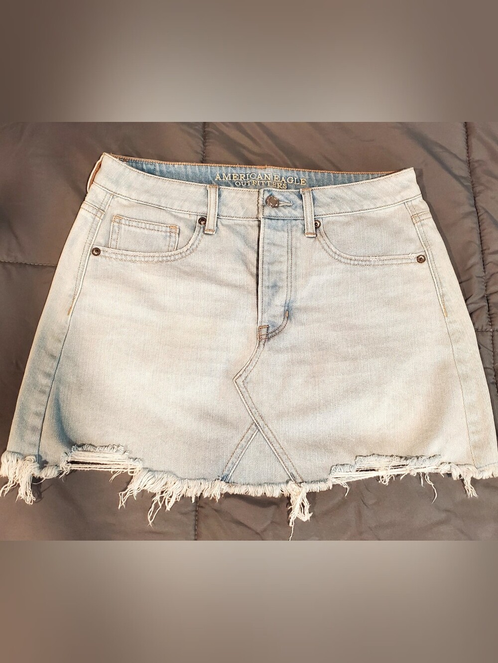 American Eagle Outfitters Light Blue Frayed Hem Denim Mini Skirt Size 6